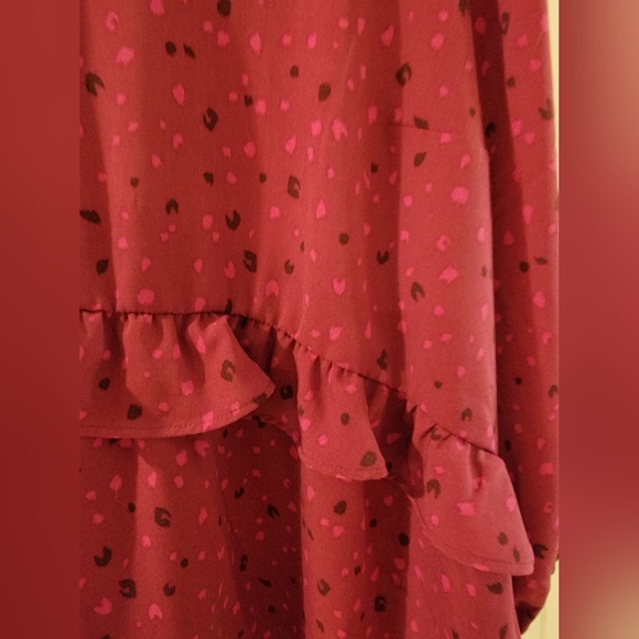 Ingrid & Isabel Ruffle 3/4 Sleeve Pullover Maternity Blouse Large NWT - Picture 4 of 9